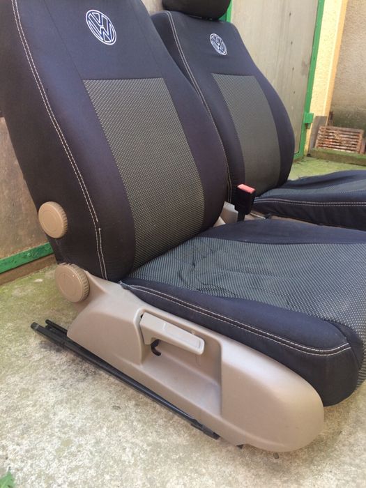 Продам сидіння та карти дверей фольцваген поссат б6