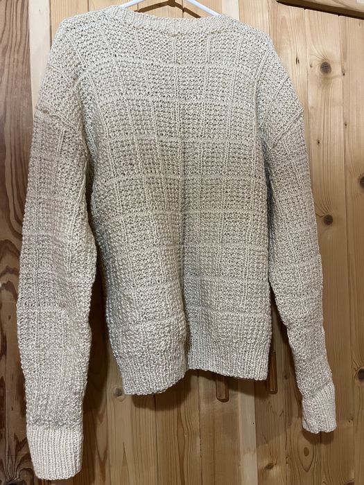 Piękny ręcznie robiony sweter