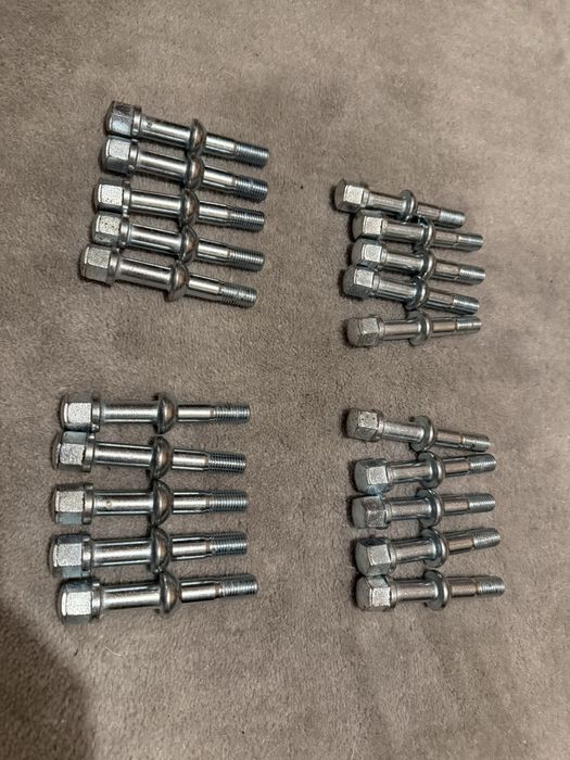 Мерседес 126 болти оригінальних дисків