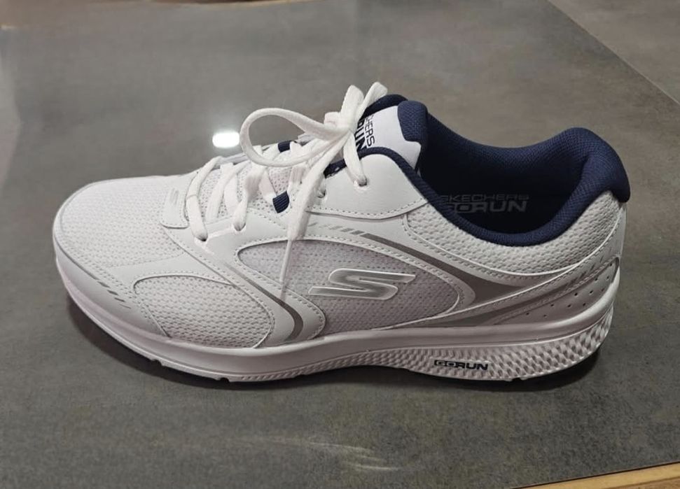 Фірмові кросівки Skechers 41 розмір