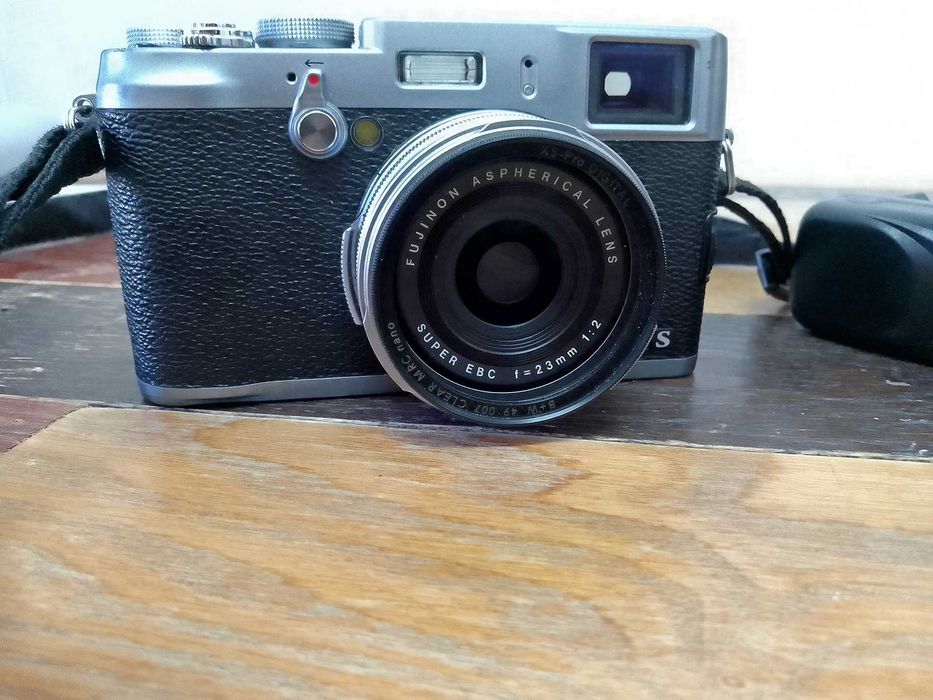 Fujifilm X100S - Câmara Digital de Culto