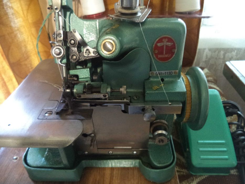 Оверлок новый универсальный Dragonfly 3- х ниточный GN 1-113 D класса