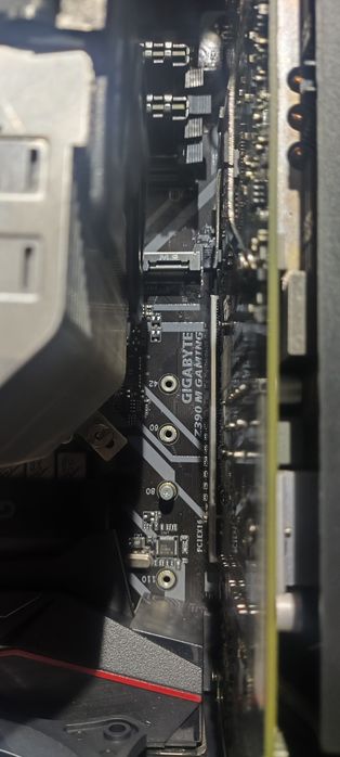 PC gamng Intel   i5 NVIDIA   GTX 1060  ,8 gb ddr4