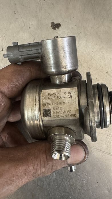 Насос Ford ecobust 2.0