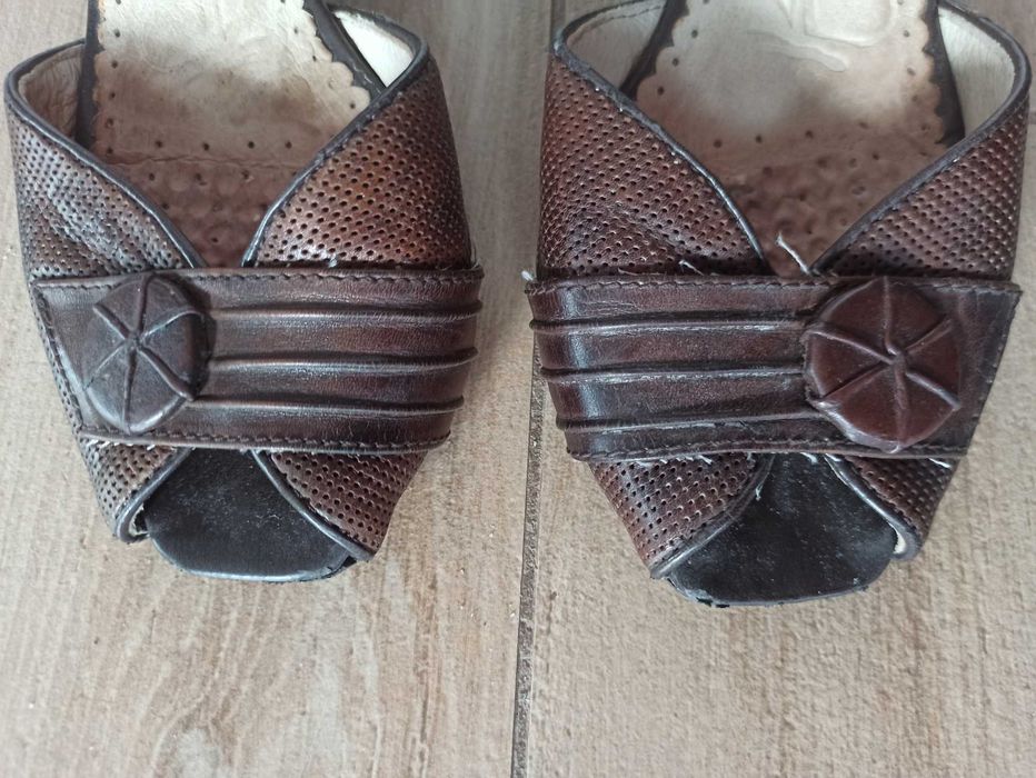 Caprice r.36 skórzane