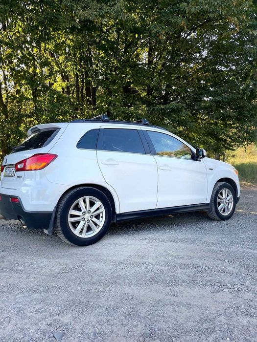 Автомобіль Mitsubishi ASX