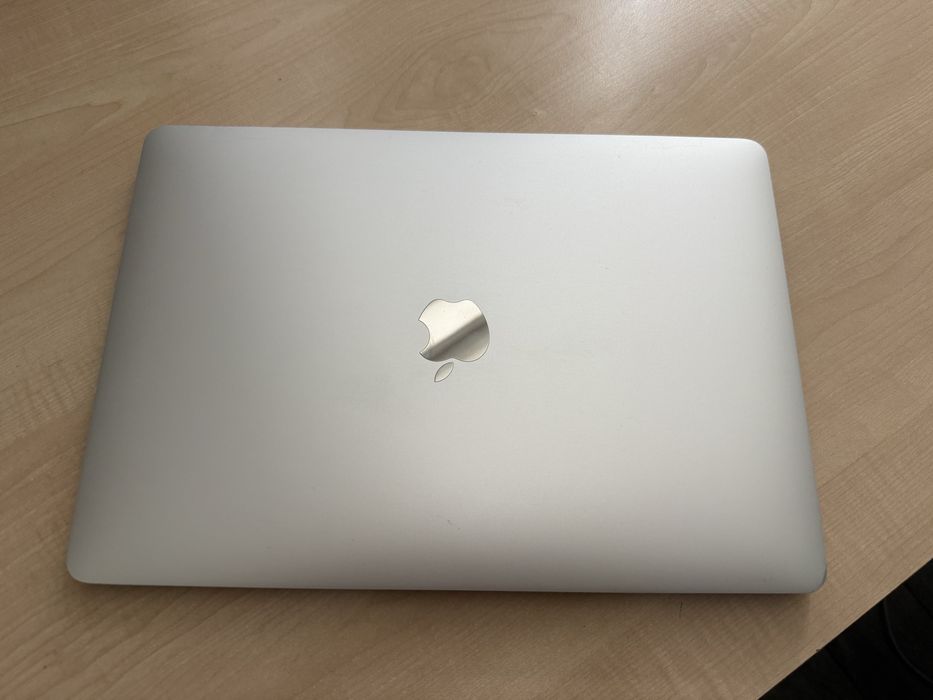 Macbook Pro 13 2020 m1/16g/256