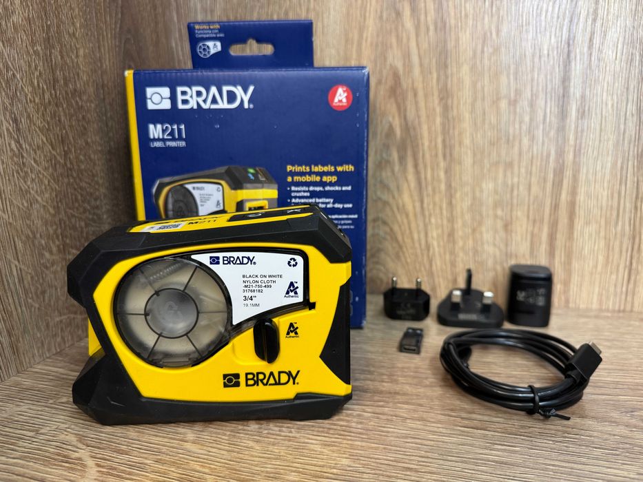 Mobilna Drukarka Etykiet Brady M211 - jak nowa. Komplet