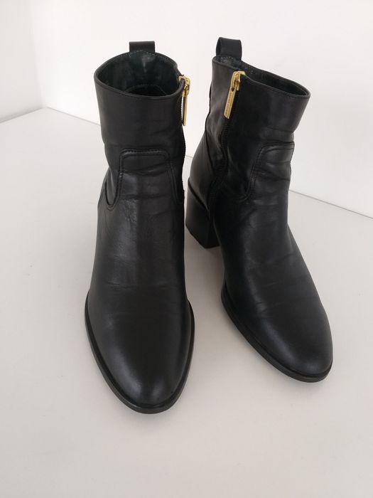 Buty botki skórzane Gino Rossi w rozmiarze 36