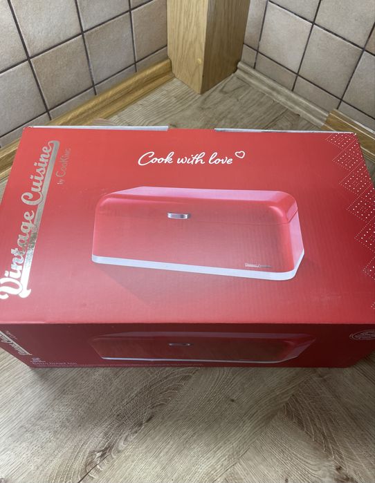 Chlebak Vintage Cuisine retro czerwony pojemny nowy