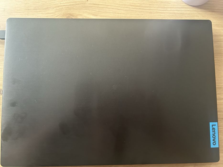 Laptop lenowo.