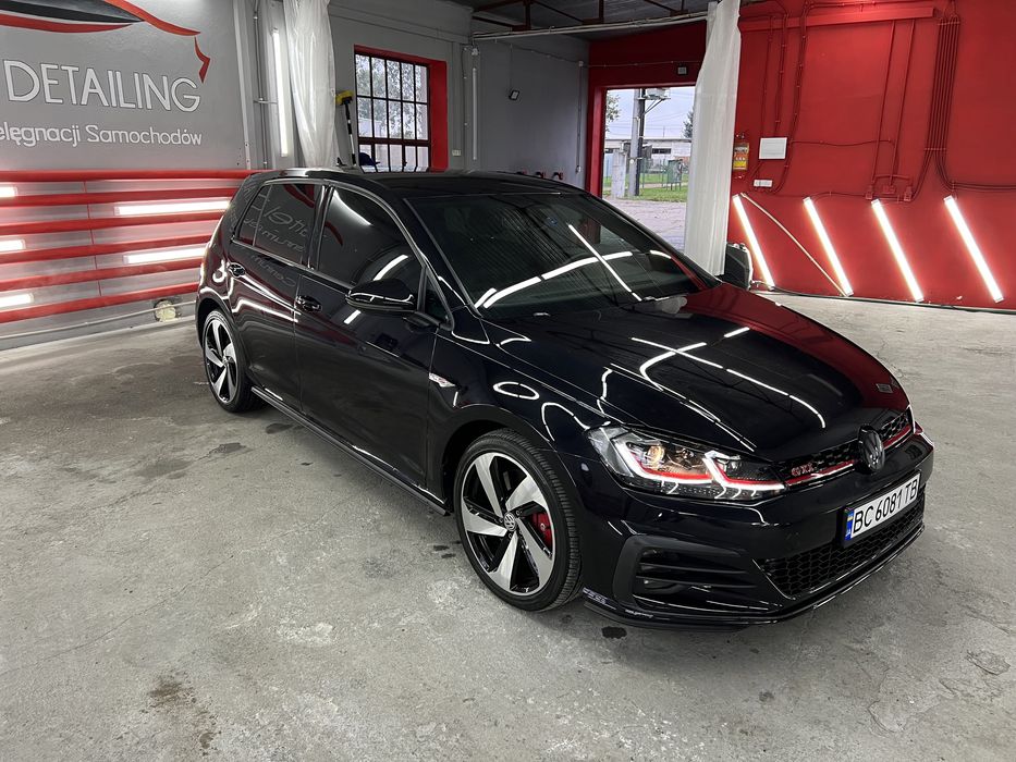 Продам Volkswagen Golf GTI. 2.0 TSI.2021г.28000$