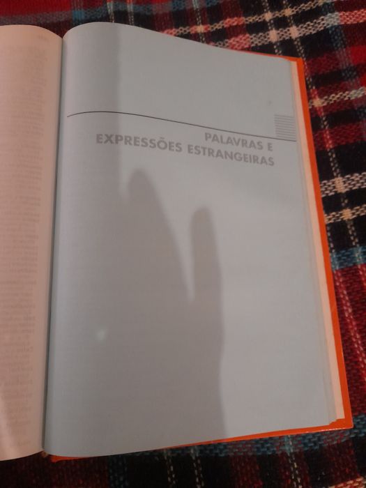 Grande dicionário da Lingua Portuguesa da Porto Editora