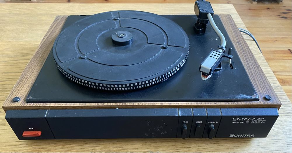 Gramofon Emanuel G 902 fs