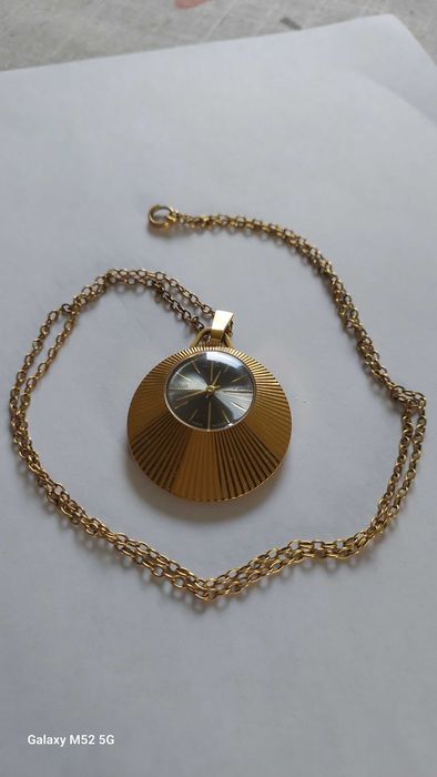 Zegarek wisior pozłacany SLAVA made in USSR