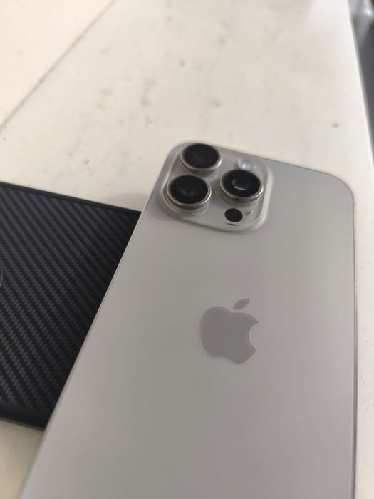 iPhone 16 Pro Max - 256GB