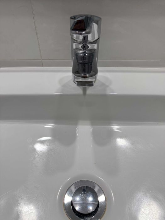 Móvel Casa de Banho Suspenso 100cm + Lavatório + Torneira