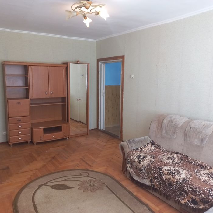 Здам 1-кімнатну квартиру в Ужгороді (вул. Заньковецької
