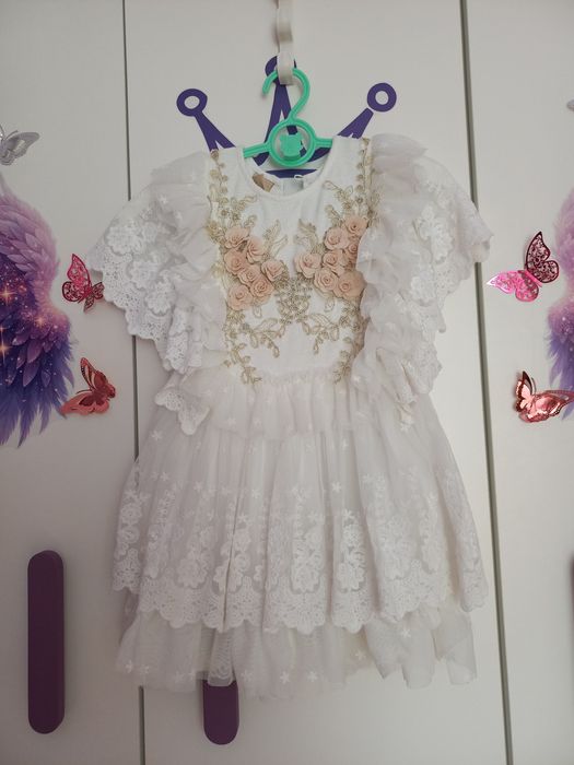 Sukienka 104/110 Blanifi