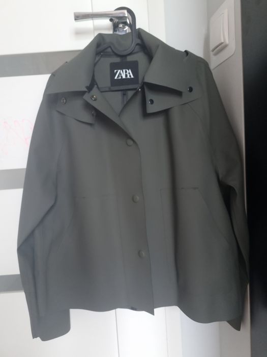 Kurtka przeciwdeszczowa khaki ZARA XS