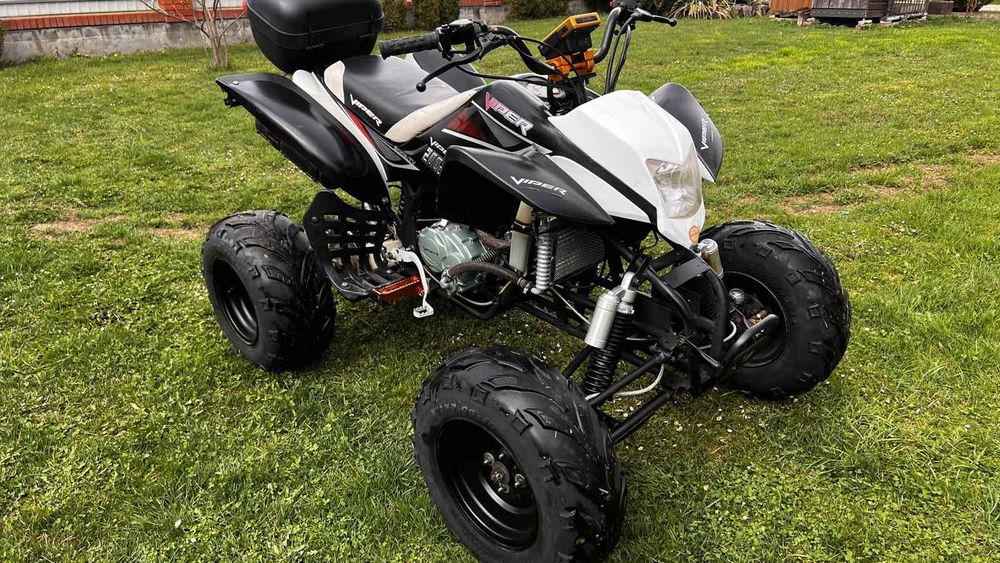 Квадроцикал вайпер 200
