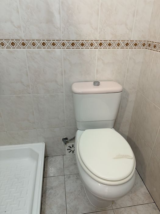 Conjunto de loicas de casa banho