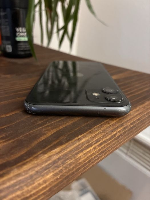 IPhone 11 бу чорний, 64 GB