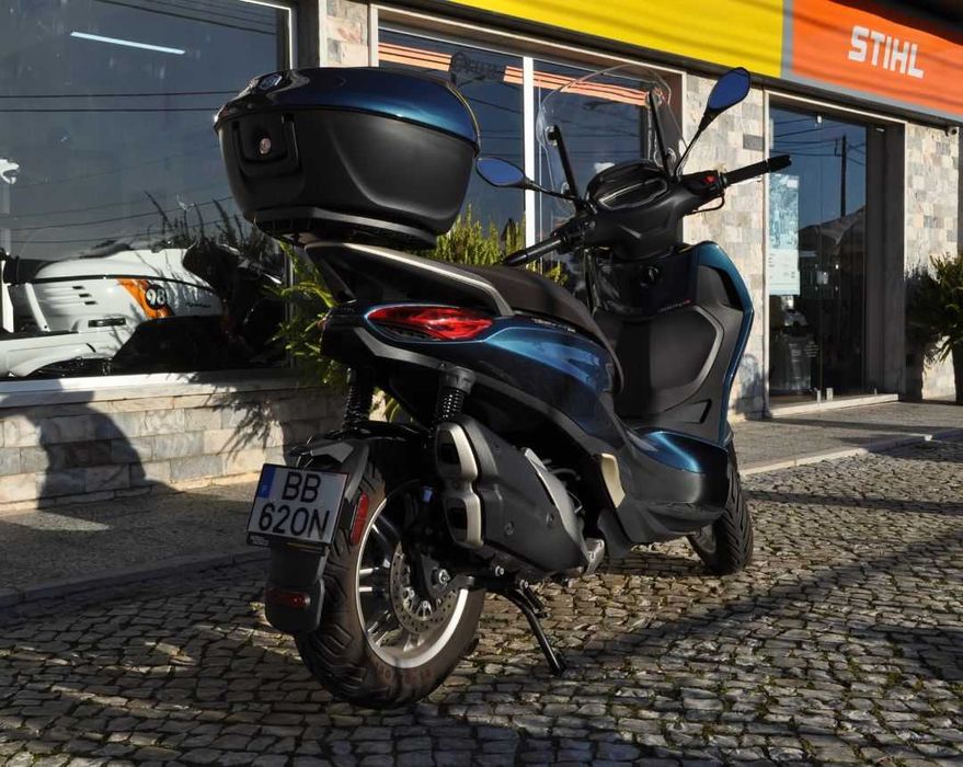 Piaggio Beverly 400 de serviço