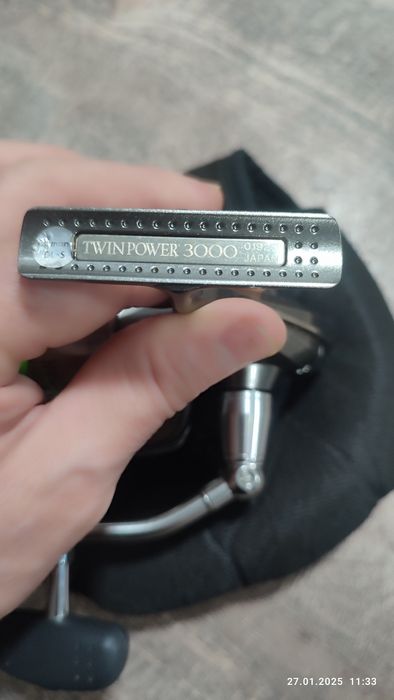 Продам катушку Шимано Твин павер