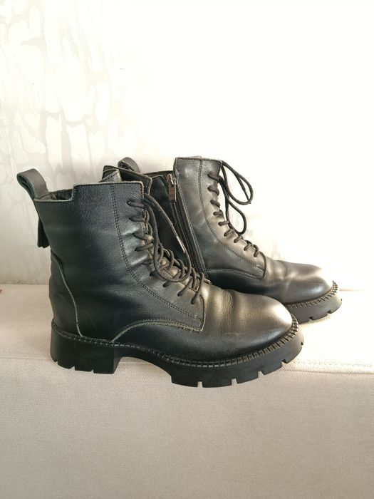 Зимові черевики 38 розміру