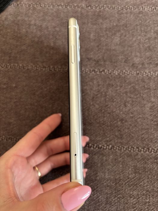 iPhone 11 stan idealny