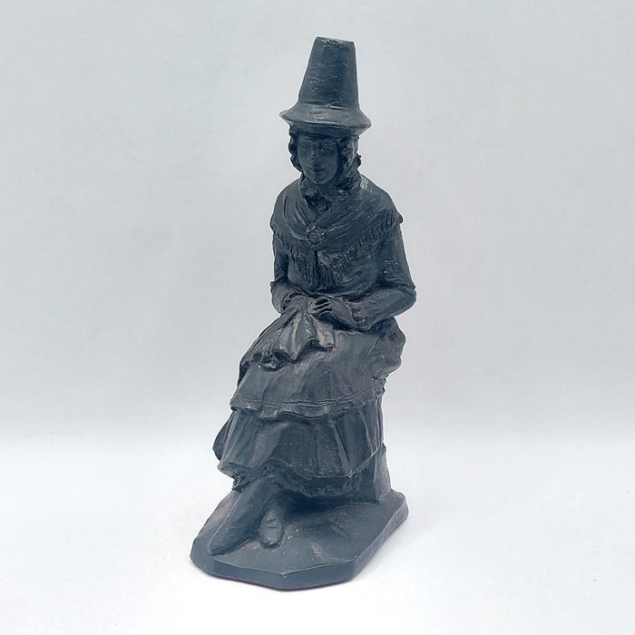 Walijska figurka kolekcjonerska rękodzieło