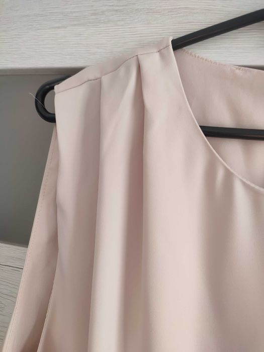 Sukienka elegancka beżowa Zara 36.