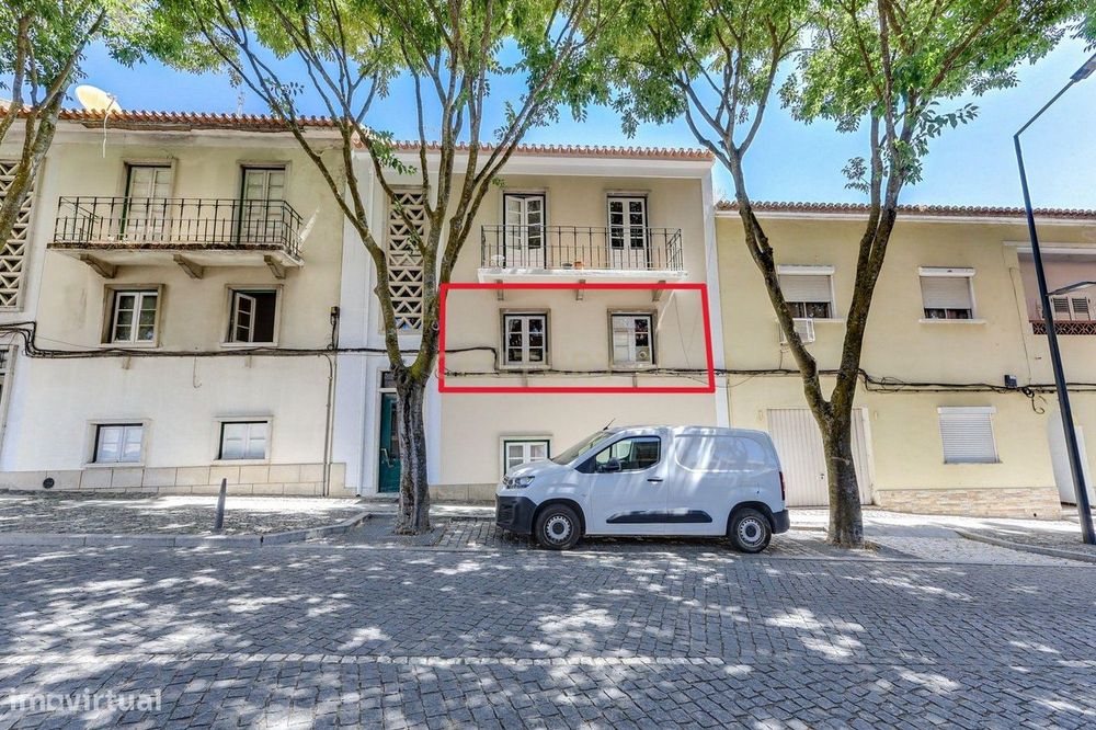 Apartamento T2 ,Terraço, 84m2, Rua General Teófilo da Trindade