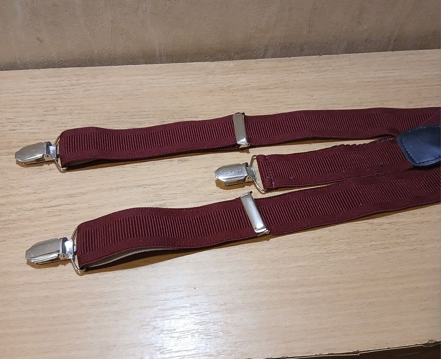 Подтяжки мужские.