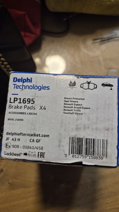 Колодки Delphi нові