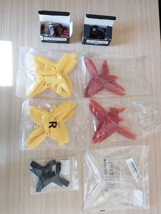 (CineWhoop FPV) - KIT COMPLETO - 2 Drones Reptile CLOUD-149 HD 149mm