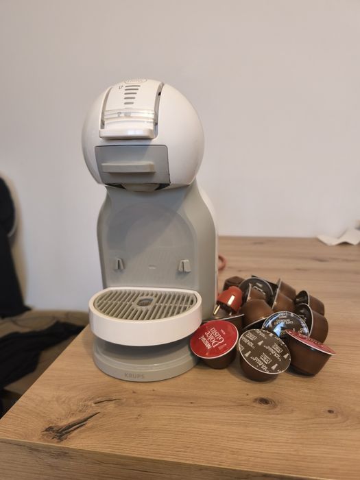 Ekspres kapsułkowy KRUPS Nescafe Dolce Gusto Mini Me + 48 kapsułek