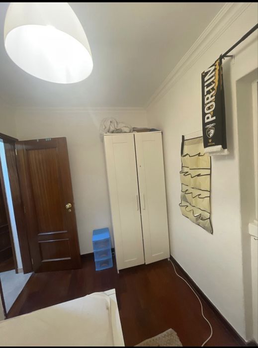 Quarto em T2 na Pontinha