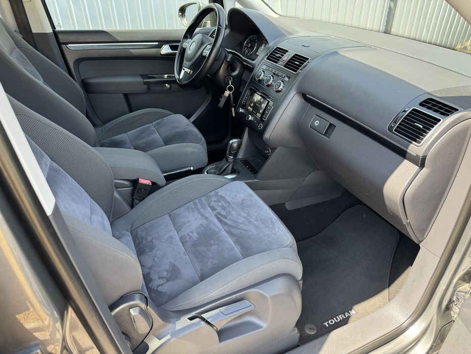 Volkswagen Touran 1.4 tsi automat з Швейцарії
