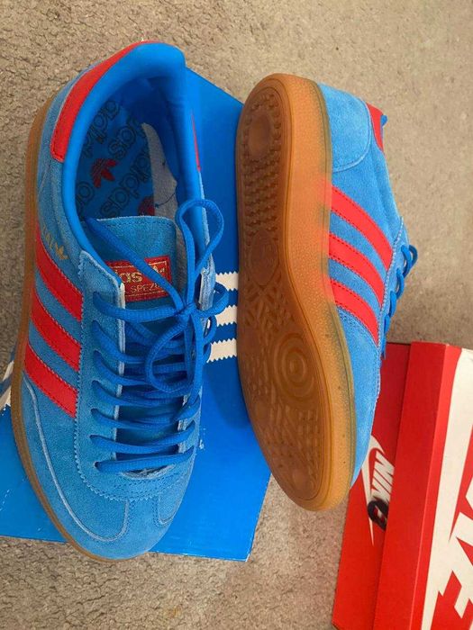 Handball Spezial blue/light red art FX5675