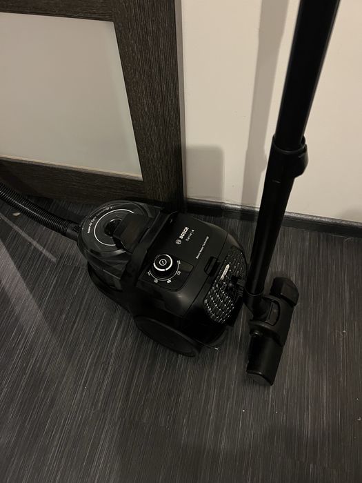 Колбовий Пилосос Bosch Serie 4