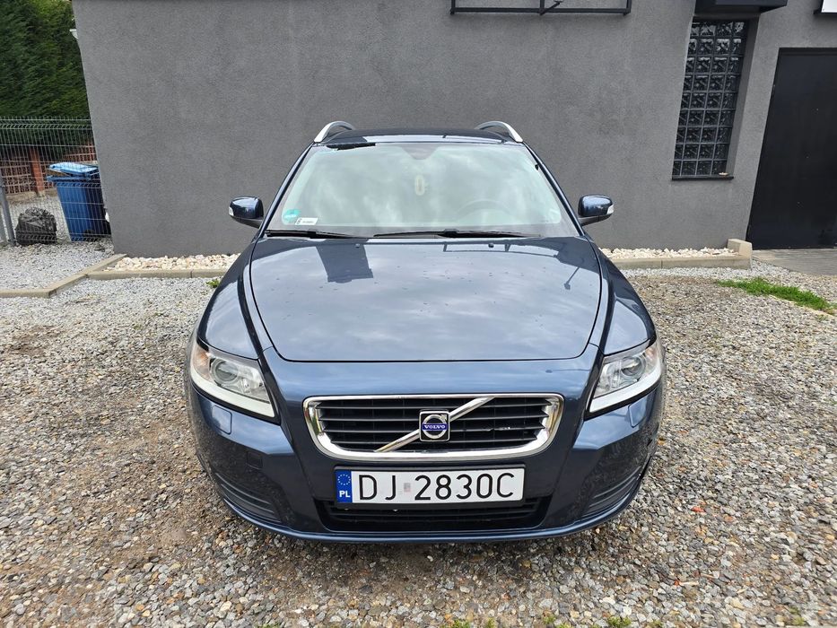Volvo V50