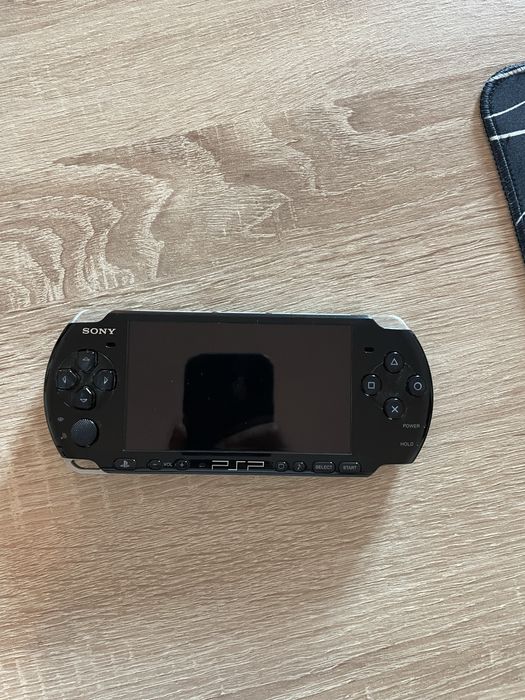 Psp-3004 com cartao desbloqueado para todos os jogos