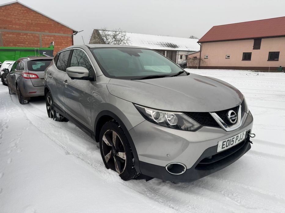 2015 Nissan Qashqai 1.2 dig N tec  Anglik