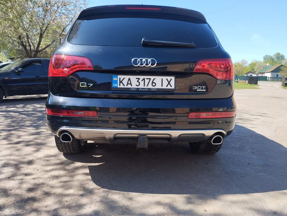 Продам автомобиль Ауді Q7