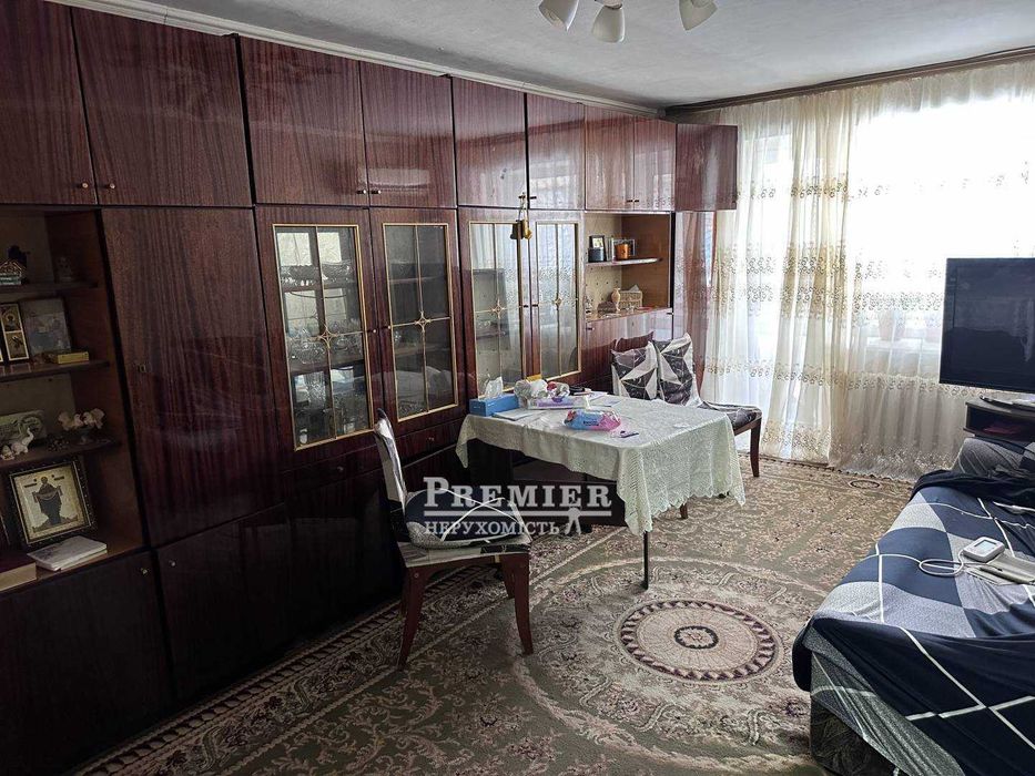 У продажу 3 кімн. квартира на низькому поверсі