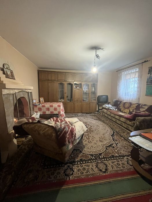 24 км від Житомира в напрямку Рівного продаж будинку