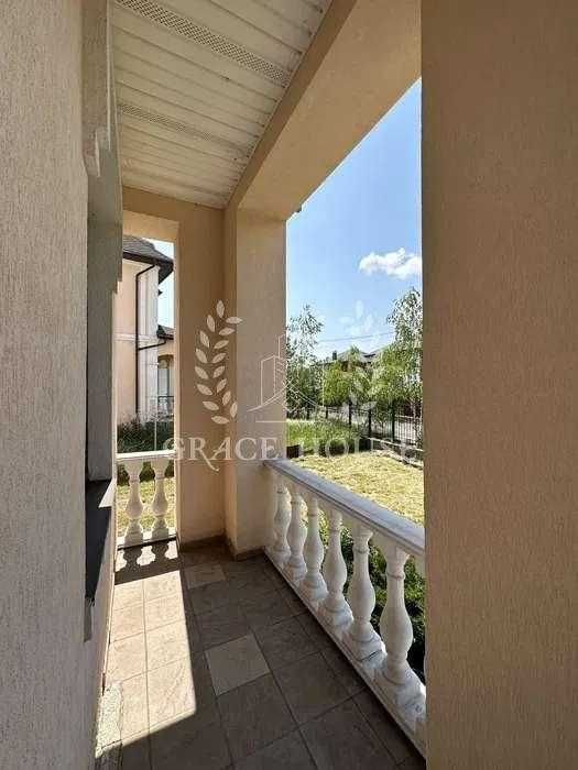 Продажа дома с выходом на воду Конча-Заспа Козин 11 соток газ у озера