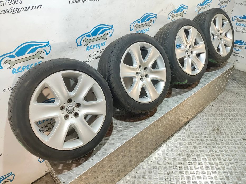 Conjunto Jantes 18 Originais Jaguar 8.5J ET49 5X108 8X231007BA